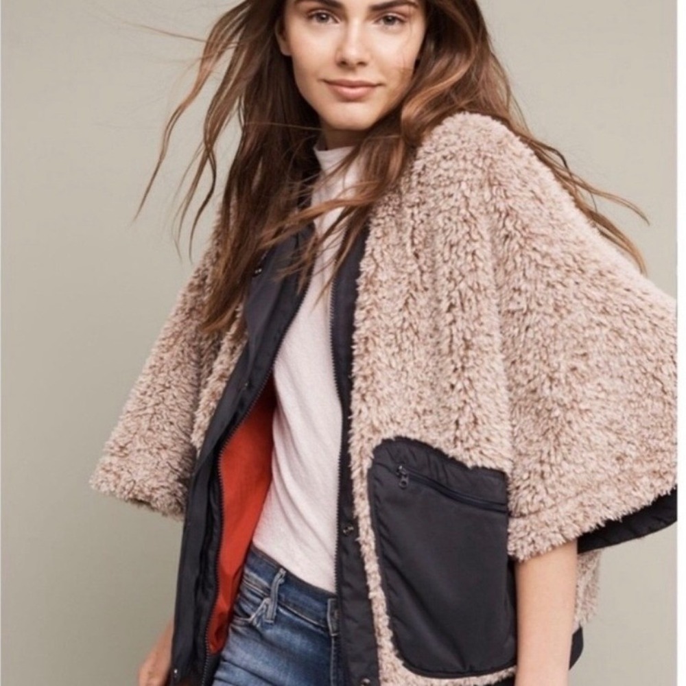 Hei Hei Anthropologie Sherpa Fleece Poncho Jacket Tan Navy XS OB545851